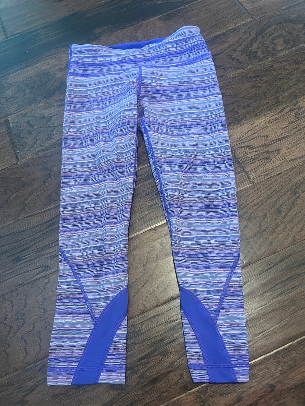 Lululemon Purple Striped Capri Active Leggings size 4